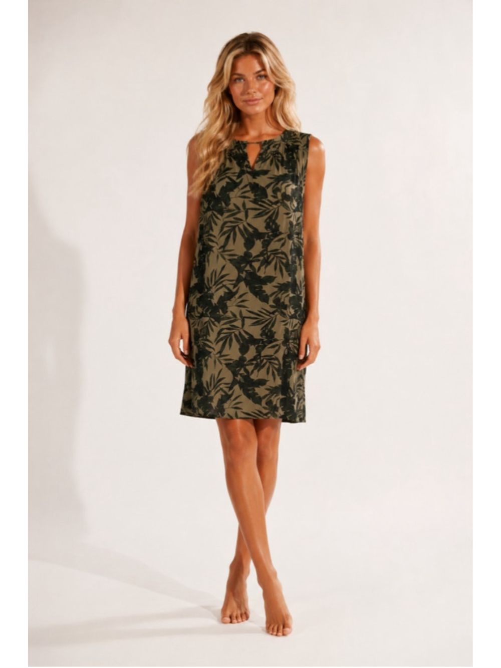 Old Navy Tropical Leaf Shift Dress Sleeveless Resort Coastal Boho Quiet Luxury‎